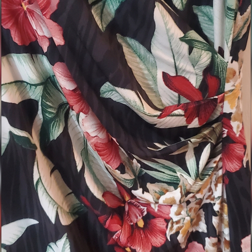 Tommy Bahama Oceanic Orchid Floral Sleeveless Maxi Dress Sz S Black, Red. NWOT - Picture 8 of 15